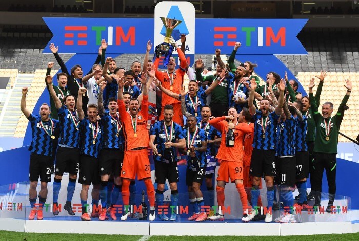 Inter winning the serie A- 20-21